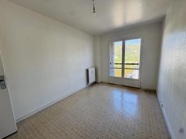 Vente Appartement 3 pièces 81 m2 à Nice