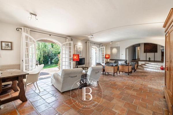 Mouans-Sartoux, Villa 4 Chambres -  190 m² à vendre