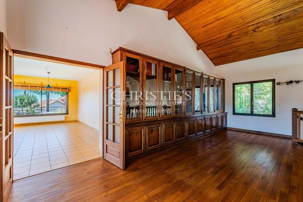 Villa familiale piscine et 50m plage