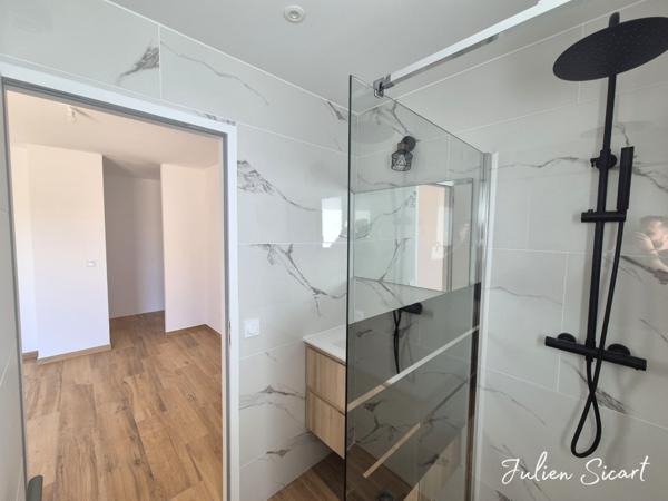 Villa 3 faces construite en 2025