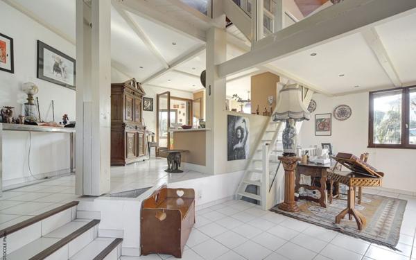 Maison à vendre    5 pièces •  Toulouse