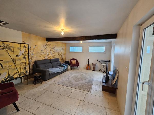 Maison de caractère + dépendance d’environ 20 m²