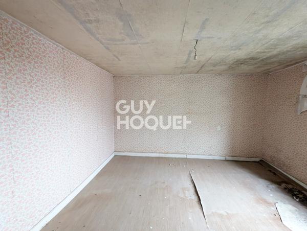 OPPORTUNITÉ INVESTISSEUR : MURS COMMERCIAUX ET HABITATION EN PLEIN CŒUR DE MERDRIGNAC