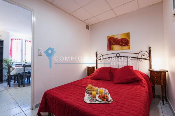 Immeuble
                                                                                                                                                
                                                                                                                                                
                                                                                                                                                
                                                    
                                                                                                                                                                                                                                                                                                                        250  m²                                                                                                                                                                                                         2 etage(s)