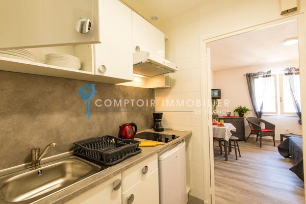 Immeuble
                                                                                                                                                
                                                                                                                                                
                                                                                                                                                
                                                    
                                                                                                                                                                                                                                                                                                                        250  m²                                                                                                                                                                                                         2 etage(s)