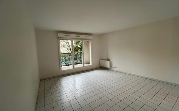 Appartement à louer    1 pièce • 27,63 m2 L'Haÿ-les-Roses