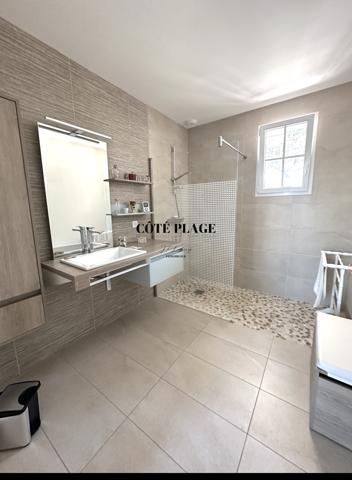 Saint-Palais-sur-Mer (17420) SAINT PALAIS / MER proche plage villa avec terrain boisé de 3800m2 - AU PRIX DE VENTE DE 819.000 € HAI