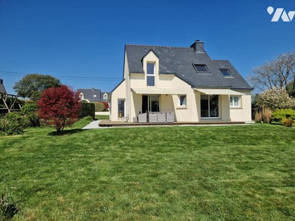 PLUMELIAU (56) Maison 5 pièces avec jardin