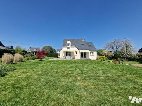 PLUMELIAU (56) Maison 5 pièces avec jardin