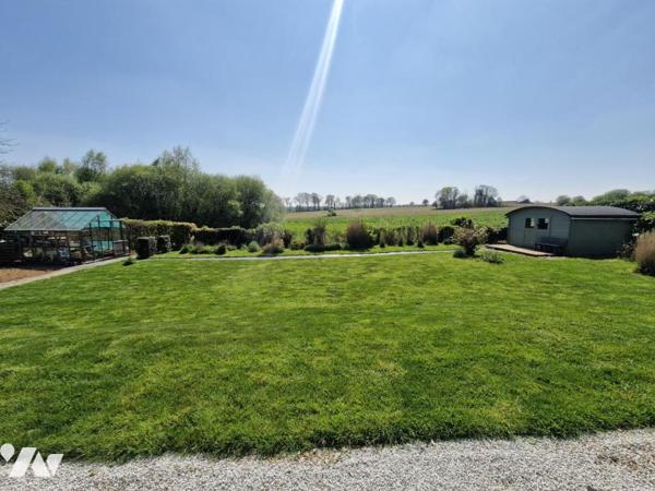 PLUMELIAU (56) Maison 5 pièces avec jardin