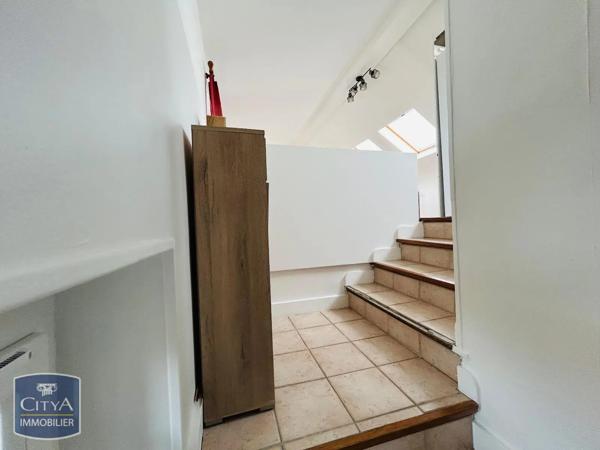 Appartement à louer 2 pièces 46m²