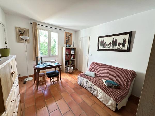 À vendre – Appartement de charme, 5 pièces à Gréoux-les-Bains, dans un cadre privilégié