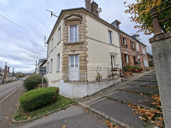 Vente                                                      Maison de ville
                        
                     5 pièces                      90 m2                     à Gisors