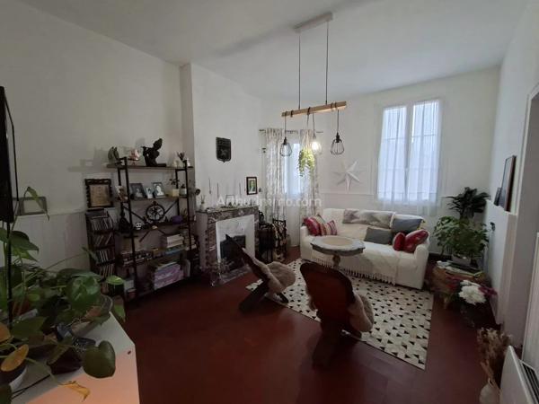 Vente                                                      Maison de ville
                        
                     5 pièces                      90 m2                     à Gisors