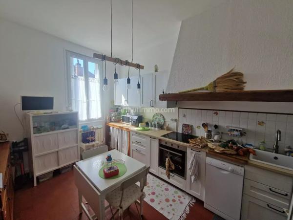 Vente                                                      Maison de ville
                        
                     5 pièces                      90 m2                     à Gisors