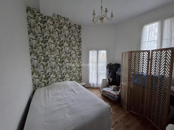 Vente                                                      Maison de ville
                        
                     5 pièces                      90 m2                     à Gisors