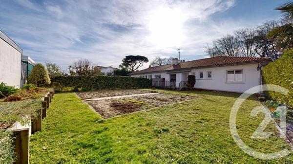 Maison à vendre  4 pièces - 95 m 2   ANGLET  - 64