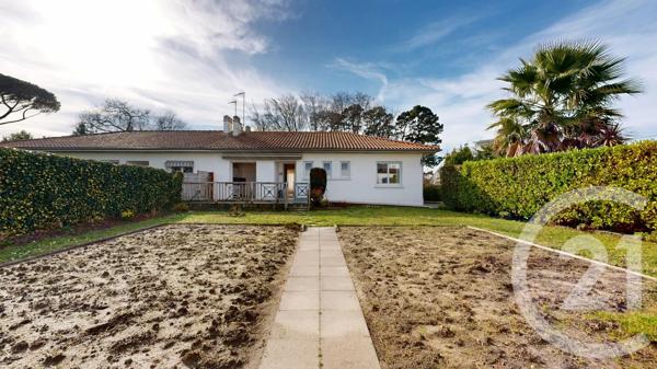 Maison à vendre  4 pièces - 95 m 2   ANGLET  - 64