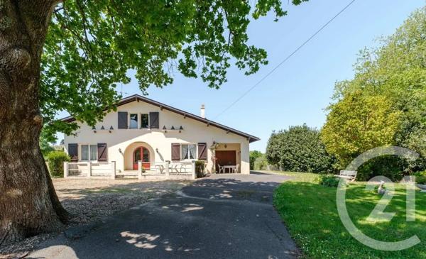 Maison à vendre  4 pièces - 95 m 2   ANGLET  - 64
