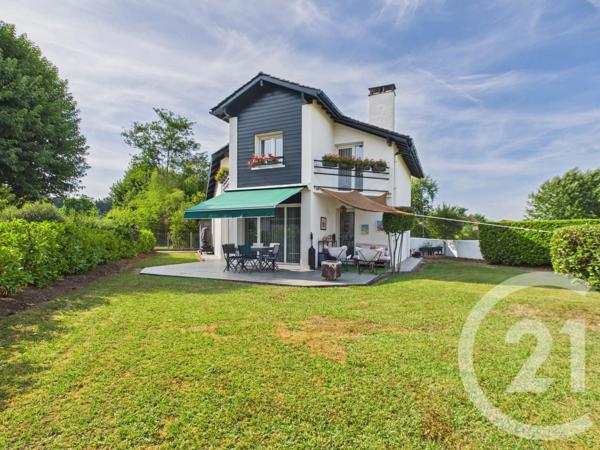 Maison à vendre  4 pièces - 95 m 2   ANGLET  - 64