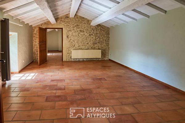 Mas de Caractère au Coeur de la cité ducale