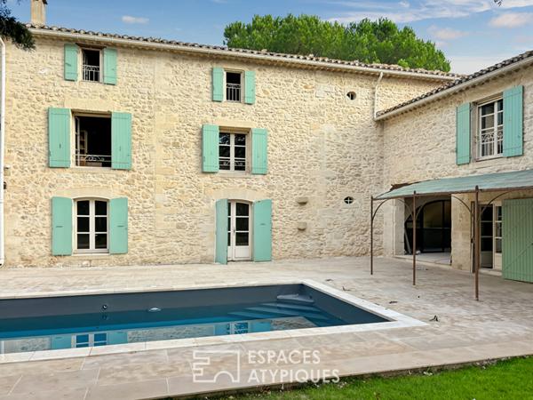 Mas de Caractère au Coeur de la cité ducale