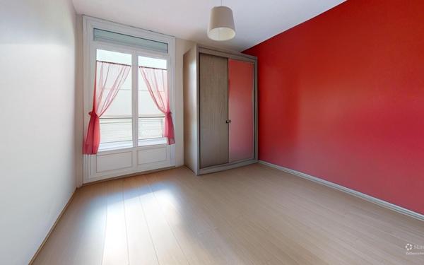 Appartement à vendre    4 pièces • 72 m2 Bron