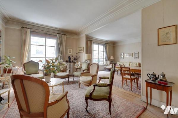 4 pièces dans belle copropriété art déco