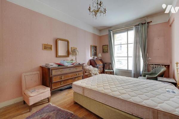 4 pièces dans belle copropriété art déco