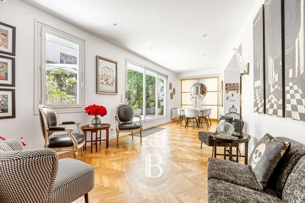 Paris 8ème, Appartement 3 Chambres -  193 m² à vendre