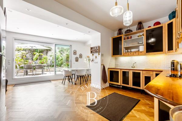 Paris 8ème, Appartement 3 Chambres -  193 m² à vendre