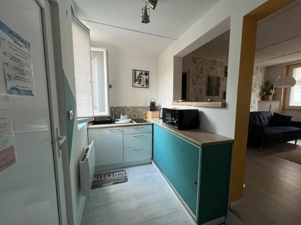 Immeuble à vendre 165 000 € Saint-Amand-Montrond 239 m² DPE D