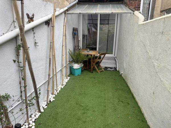 Immeuble à vendre 165 000 € Saint-Amand-Montrond 239 m² DPE D