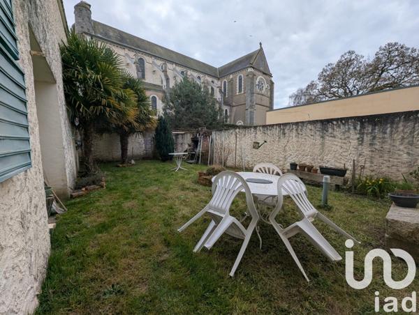 Maison de ville 7 pièces de 232 m² à Cossé-le-Vivien (53230)