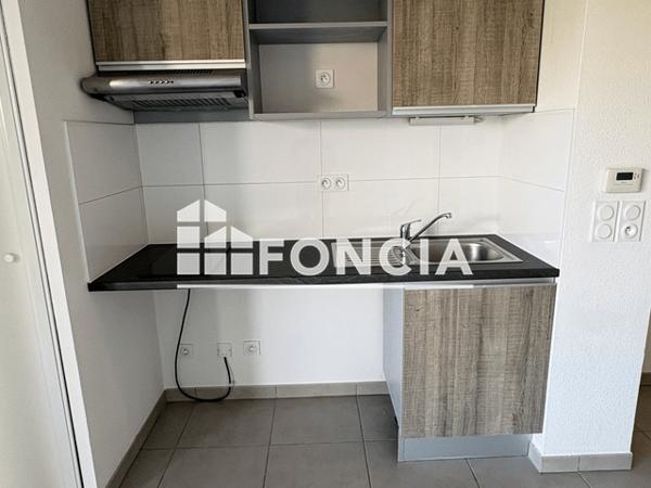 Location Appartement 2 pièces 41.3 m² - 110-112 AVENUE DU MARECHAL DE LATTRE DE TASSIGNY Gujan-mestras 33470