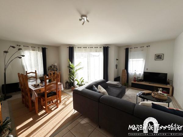 Location Appartement en résidence - 3 pièces - 77m² - COGNAC Quartier Théâtre