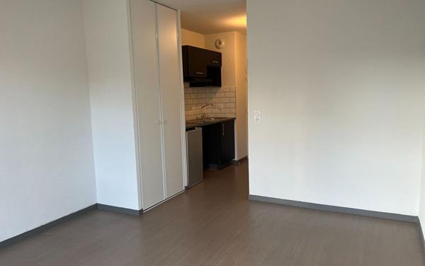 Appartement à louer    1 pièce •  La Rochelle