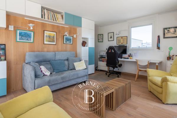 Bron, Appartement 1 Chambre -  76 m² à vendre