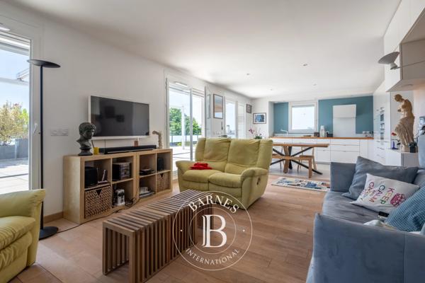 Bron, Appartement 1 Chambre -  76 m² à vendre