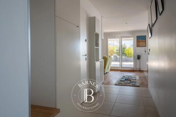 Bron, Appartement 1 Chambre -  76 m² à vendre