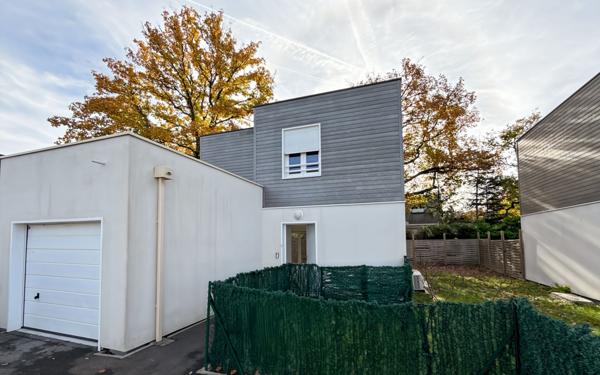 Maison à vendre    4 pièces • 82,44 m2 Orléans