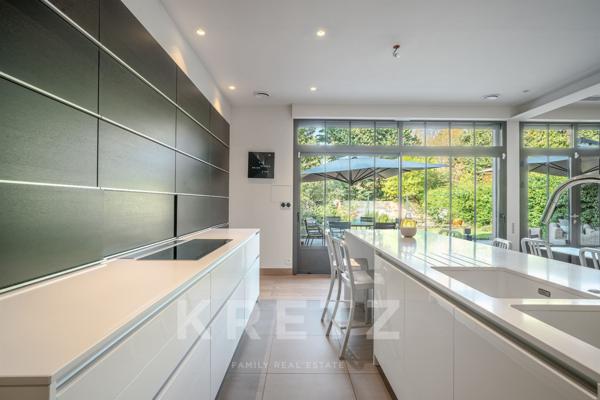 Bordeaux Caudéran - 1ère ligne face au Parc Bordelais, 420 m² signés Philippe Ducos