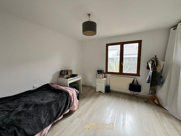 Maison Puilboreau 5 pièce(s) 148 m2 €499 000 ** - Référence AM690