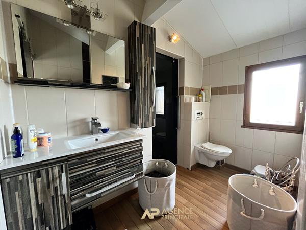 Maison Puilboreau 5 pièce(s) 148 m2 €499 000 ** - Référence AM690