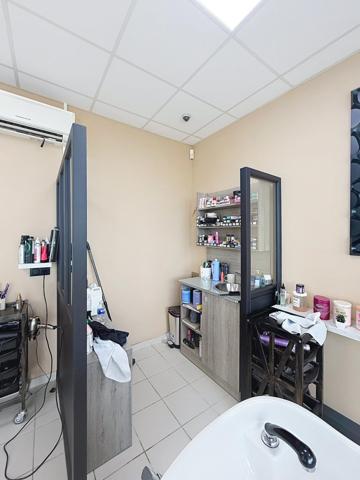 Salon coiffure clé en main à Valros