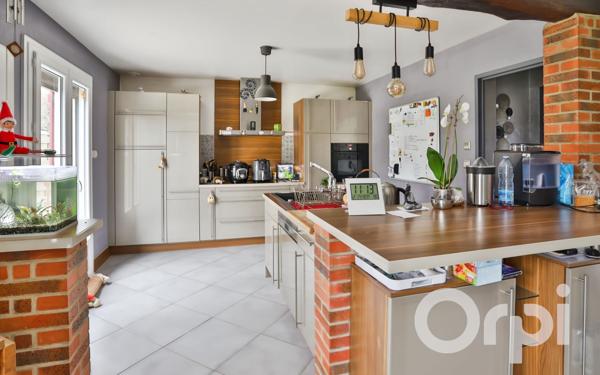 Maison à vendre    5 pièces • 121,36 m2 Gournay-en-Bray