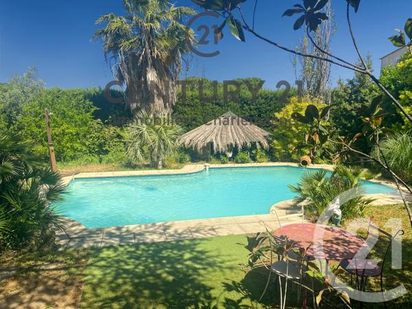 Maison à vendre  4 pièces - 144,20 m 2   MARSEILLE  - 13011