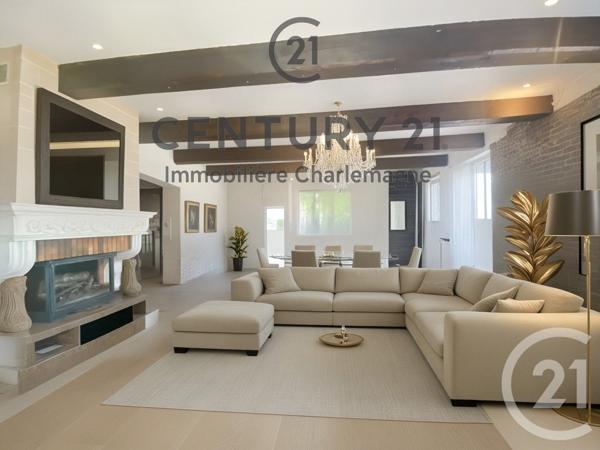 Maison à vendre  4 pièces - 144,20 m 2   MARSEILLE  - 13011