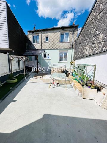 Maison à Beaupréau-en-Mauges, 49600 - 7 pièces 160m²