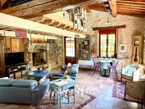 Mas 10 pièce(s) 270 m2